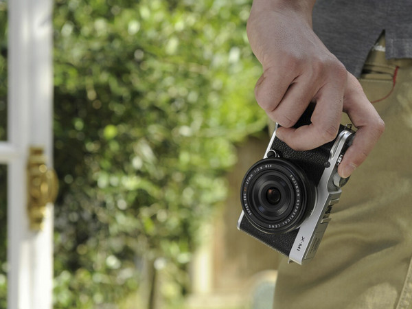 新鲜物:Fujifilm 富士可换镜头微单相机X-M1 双