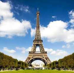 旅行机票:香港-巴黎 11天往返含税机票 国庆期