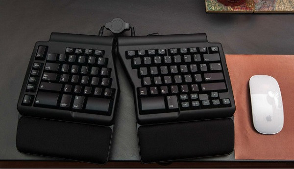 电脑笔记本键盘怎么切换拼音_键盘usb驱动程序错误_笔记本电脑键盘错误