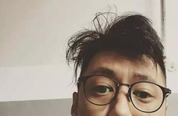 明星都在戴的爆款眼镜