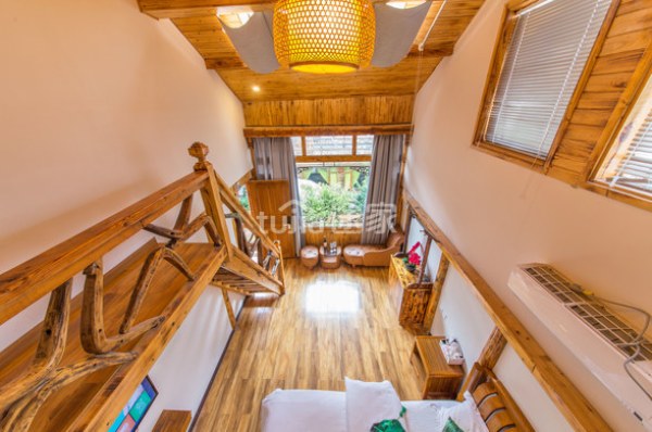 人均1.1套房_人均1.02套房