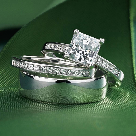 伟德bv1946官网-戴比尔斯集团标志性珠宝概念沙漠钻石正式延伸至婚嫁领域