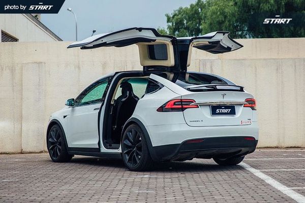 回頭率爆表,限北京: tesla 特斯拉 model x 租金:999元/日均